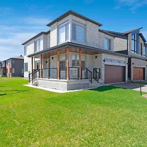 Stonebridge Golf Nest Apartment